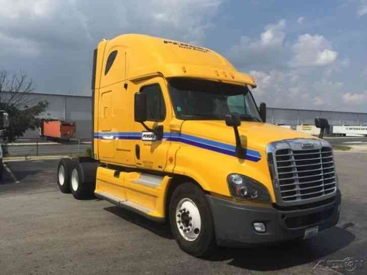 Freightliner CA12564DC - CASCADIA (2012)