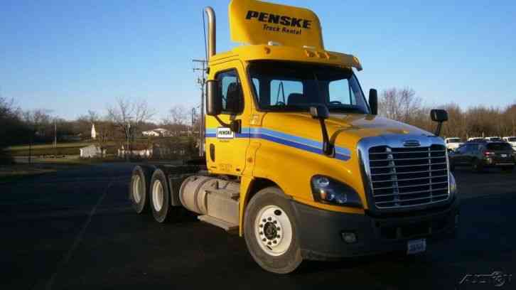 Freightliner CA12564DC - CASCADIA (2012)