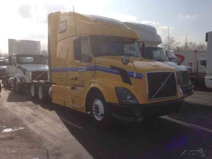 Volvo VNL64T670 (2012)