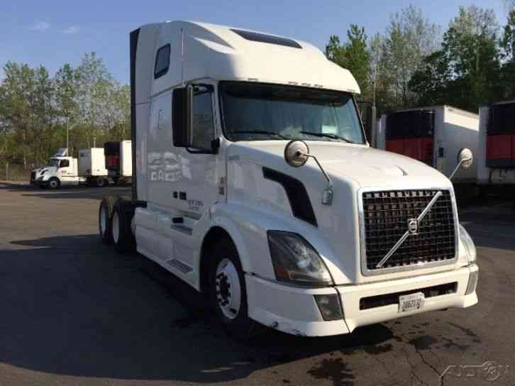 Volvo VNL64T670 (2012)