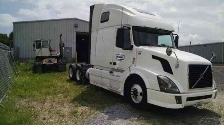 Volvo VNL64T670 (2012)