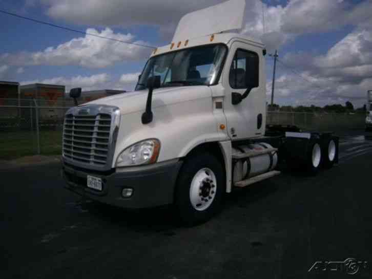 Freightliner CA12564DC - CASCADIA (2012)