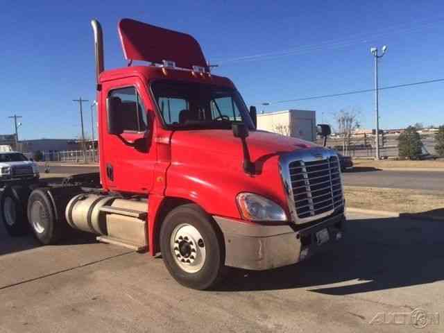 Freightliner CA12564DC - CASCADIA (2012)