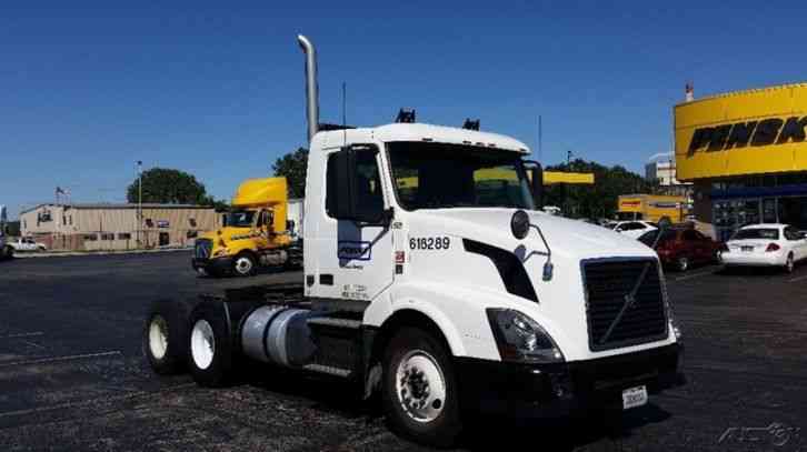 Volvo VNL64T300 (2012)