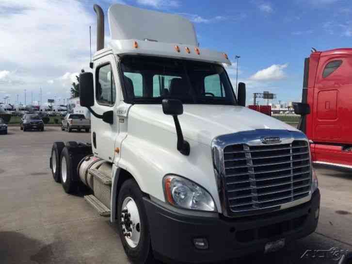 Freightliner CA12564DC - CASCADIA (2012)