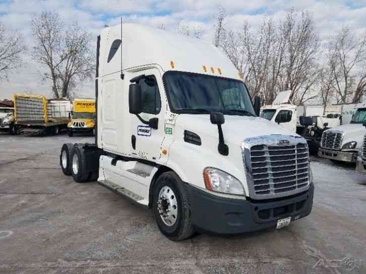 Freightliner CASCADIA 113 (2012)