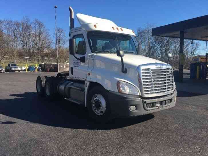 Freightliner CA12564DC - CASCADIA (2012)