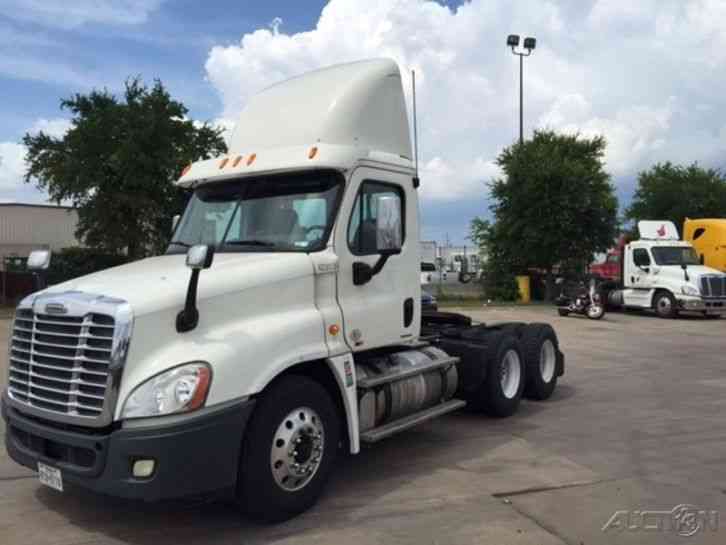 Freightliner CA12564DC - CASCADIA (2012)