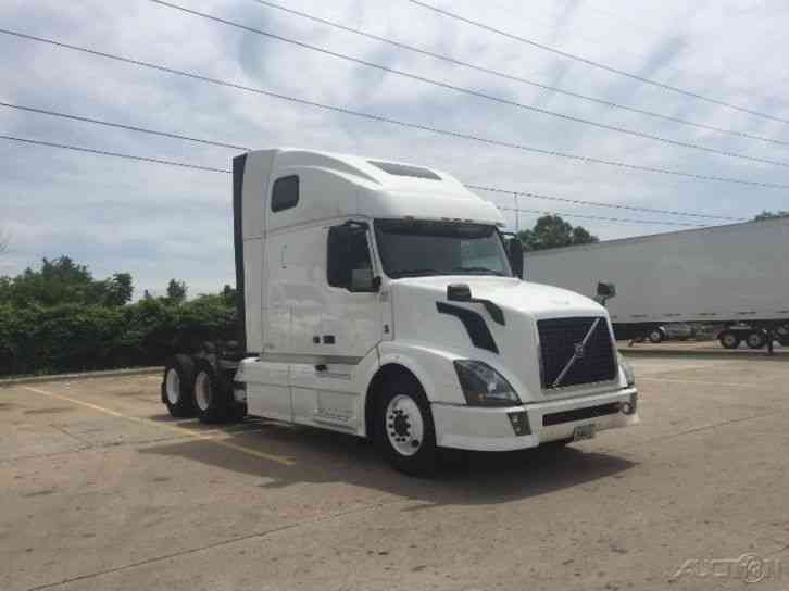 Volvo VNL64T670 (2012)