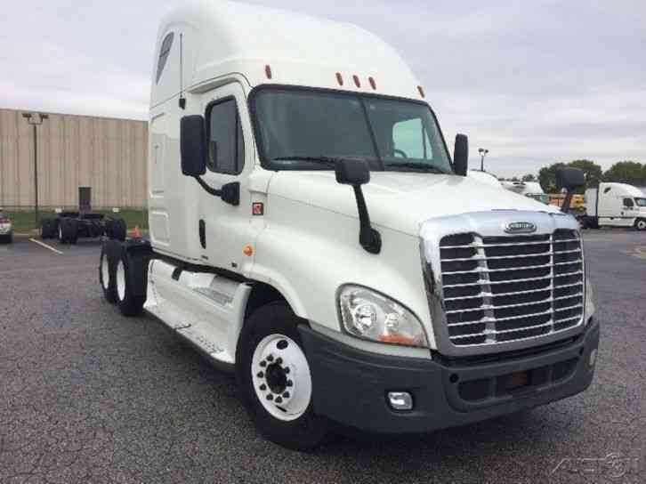 Freightliner CA12564DC - CASCADIA (2012)