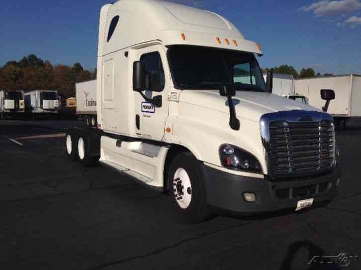 Freightliner CA12564DC - CASCADIA (2012)