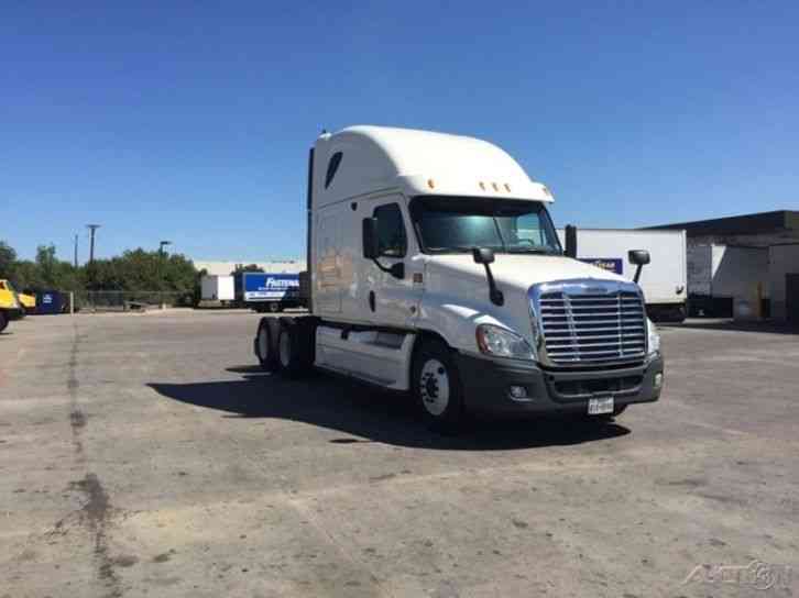 Freightliner CA12564DC - CASCADIA (2012)