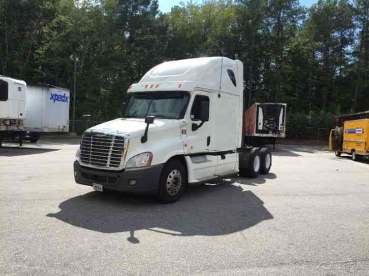 Freightliner CA12564DC - CASCADIA (2012)