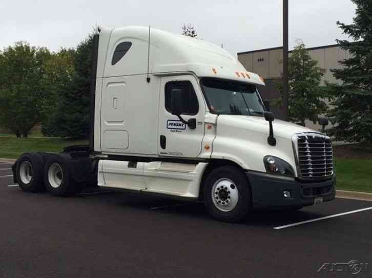 Freightliner CA12564DC - CASCADIA (2012)