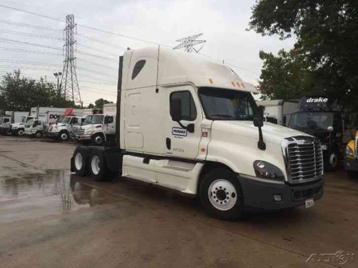 Freightliner CA12564DC - CASCADIA (2012)