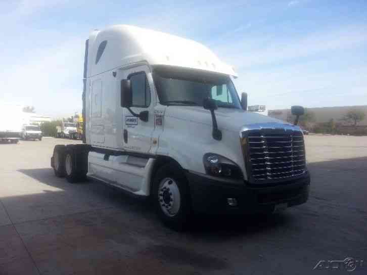 Freightliner CA12564DC - CASCADIA (2012)