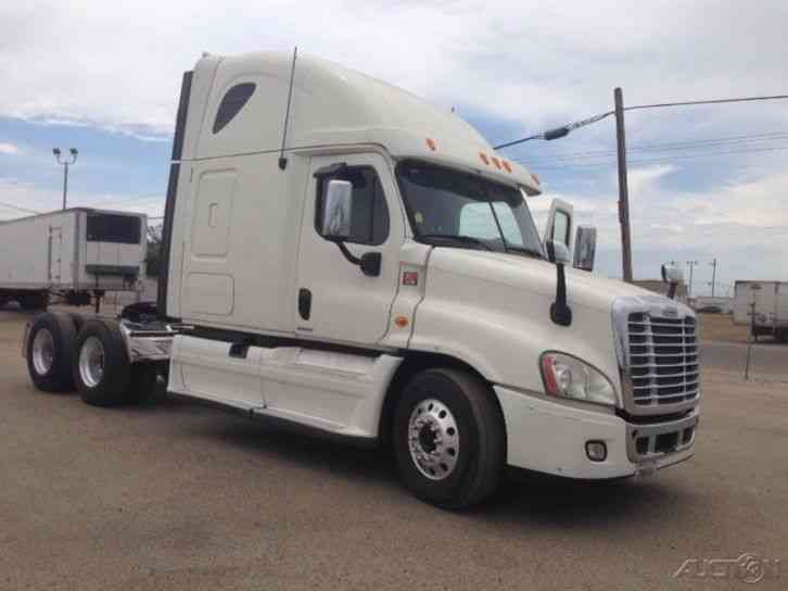 Freightliner CA12564DC - CASCADIA (2012)