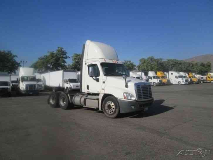 Freightliner CA12564DC - CASCADIA (2012)