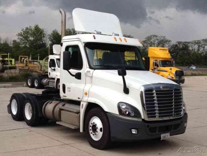 Freightliner CA12564DC - CASCADIA (2012)