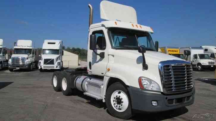 Freightliner CA12564DC - CASCADIA (2012)