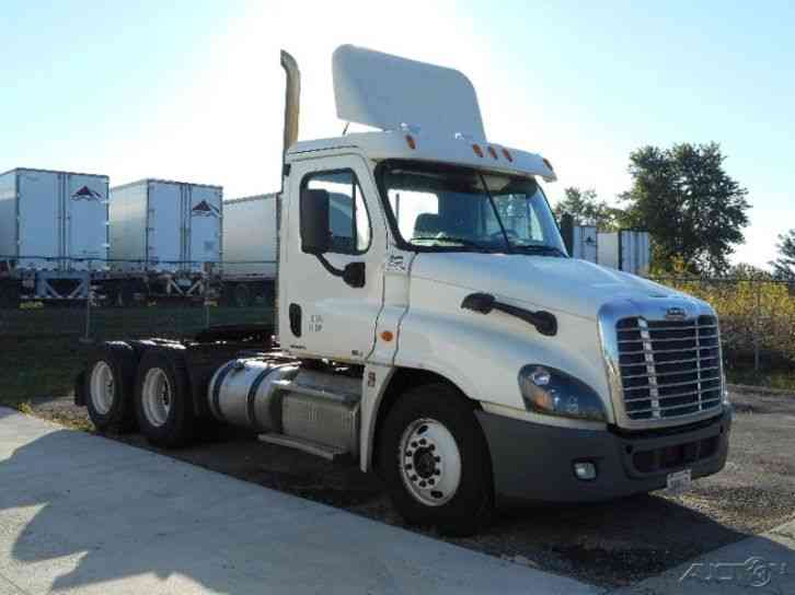 Freightliner CA12564DC - CASCADIA (2012)