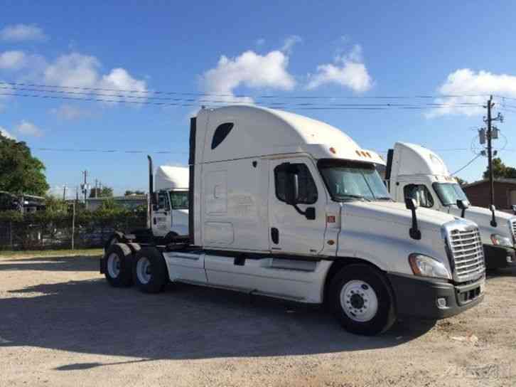 Freightliner CA12564DC - CASCADIA (2012)