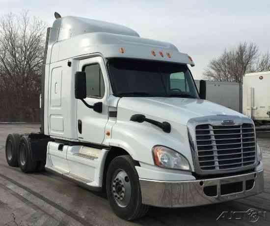 Freightliner CA12564DC - CASCADIA (2012)