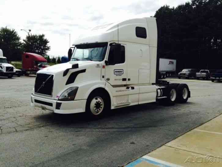 Volvo VNL64T670 (2013)