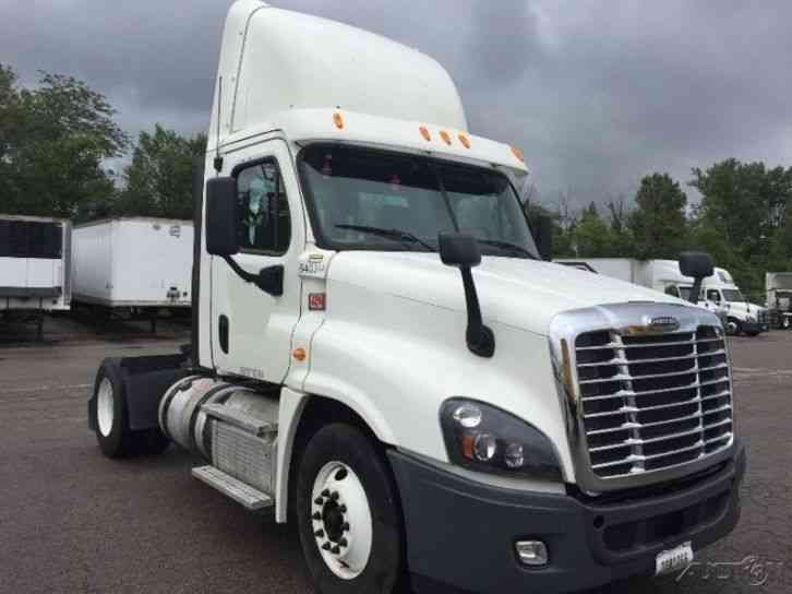 Freightliner CA12542DC - CASCADIA (2013)