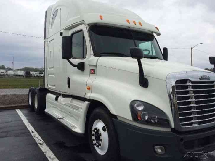 Freightliner CA12564DC - CASCADIA (2013)