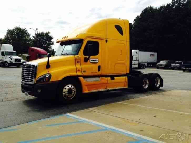 Freightliner CA12564DC - CASCADIA (2013)