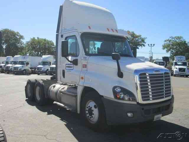 Freightliner CA12564DC - CASCADIA (2013)