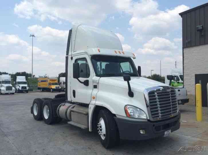 Freightliner CA12564DC - CASCADIA (2013)