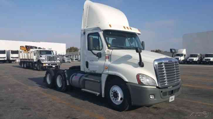 Freightliner CA12564DC - CASCADIA (2013)