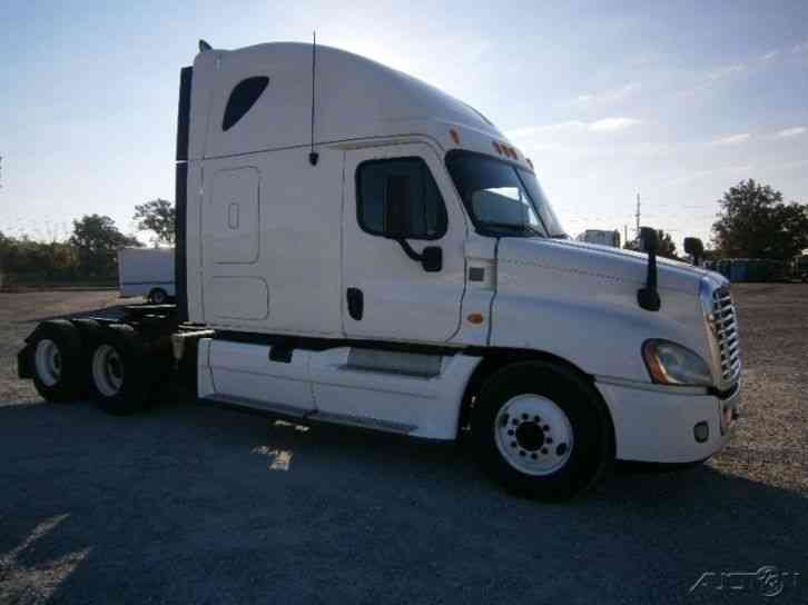 Freightliner CA12564DC - CASCADIA (2013)