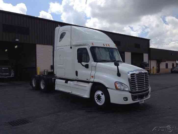 Freightliner CA12564DC - CASCADIA (2013)