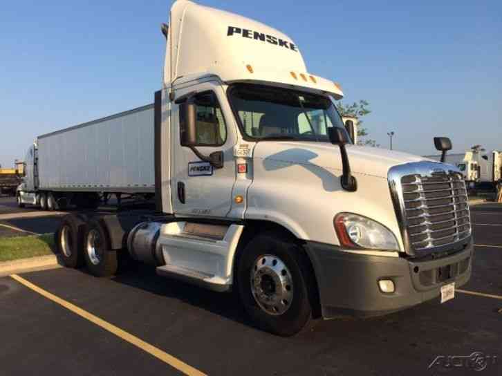 Freightliner CA12564DC - CASCADIA (2013)