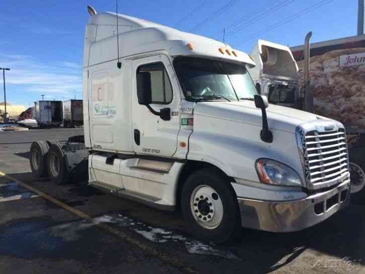 Freightliner CA12564DC - CASCADIA (2013)