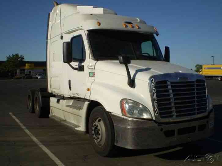 Freightliner CA12564DC - CASCADIA (2013)