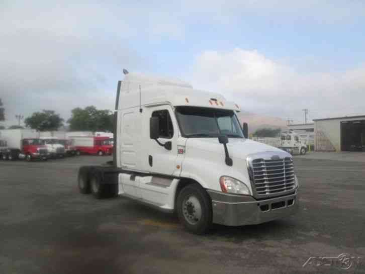 Freightliner CA12564DC - CASCADIA (2013)