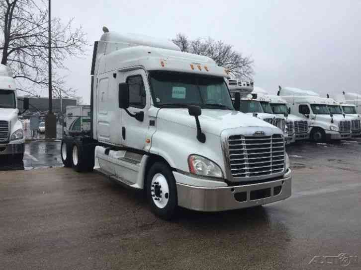 Freightliner CA12564DC - CASCADIA (2013)