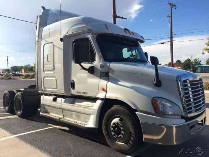 Freightliner CA12564DC - CASCADIA (2013)