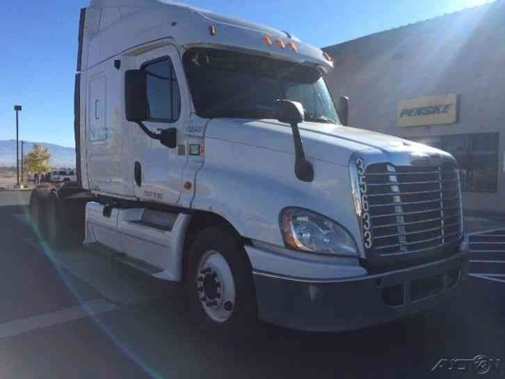 Freightliner CA12564DC - CASCADIA (2013)