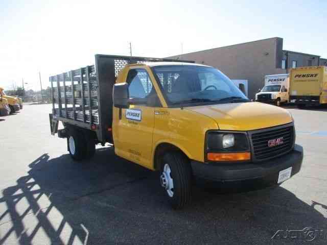 GMC SAVANA G3500 (2012)