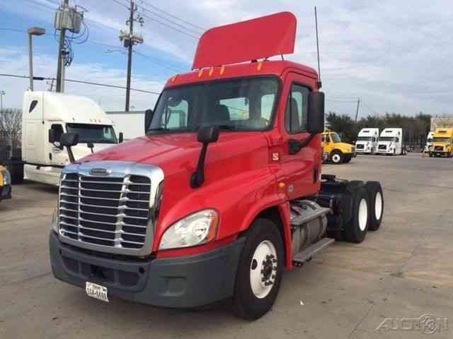 Freightliner CA12564DC - CASCADIA (2013)