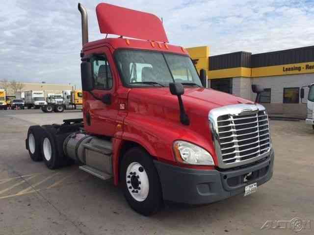 Freightliner CA12564DC - CASCADIA (2013)