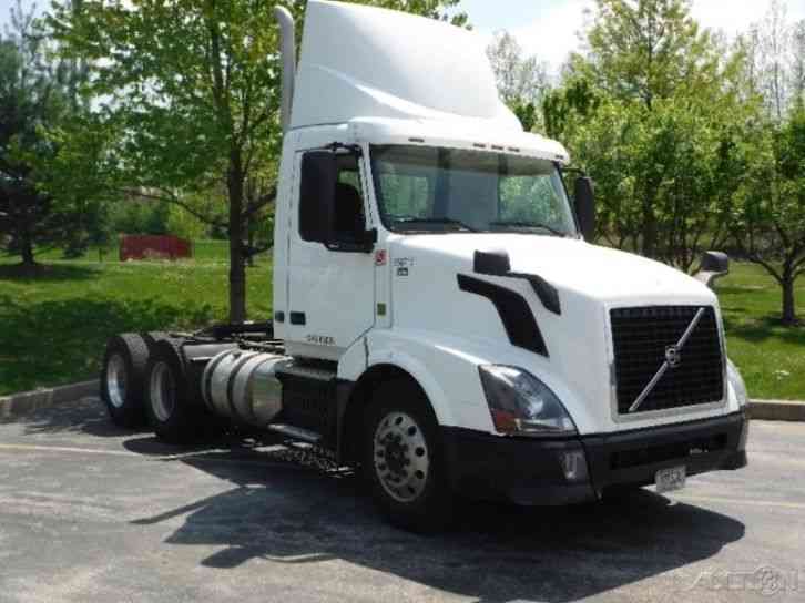 Volvo VNL64T300 (2013)