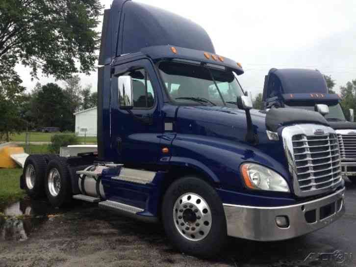 Freightliner CA12564DC - CASCADIA (2013)