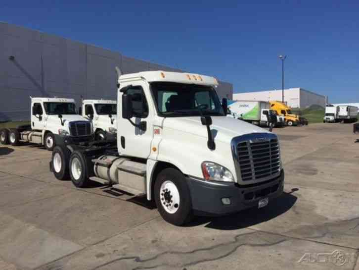 Freightliner CA12564DC - CASCADIA (2013)