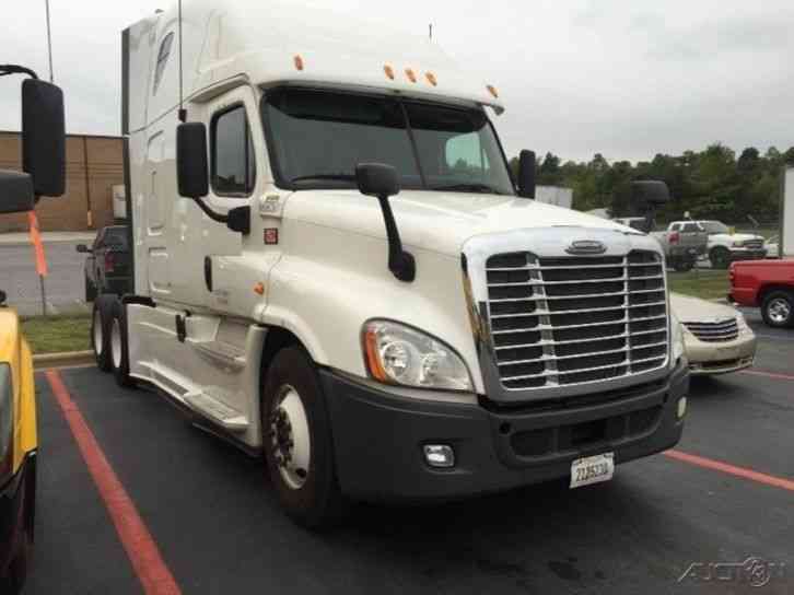 Freightliner CA12564DC - CASCADIA (2013)